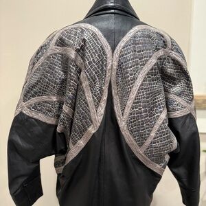Vintage Suzelle Leather Jacket 80s Statement Coat Size S Black Shimmer Print